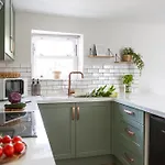 Ivy Mews - Converted Barn In Popular Village